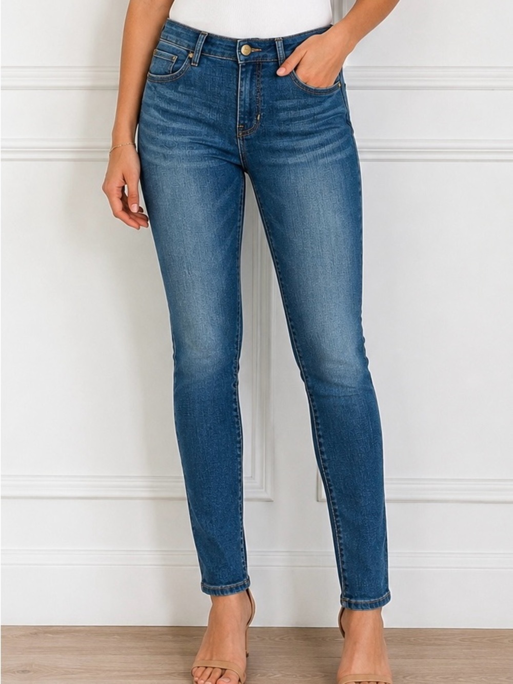 Liverpool LA Jeans Size 2 /26 Mid-Rise Skinny Stretch Jeans in Denim Blue